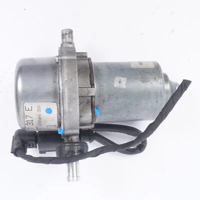 AUDI A8 QUATTRO 2004-2018 - Bomba de vacío de refuerzo de freno 8E0927317 Foto 1 de 4