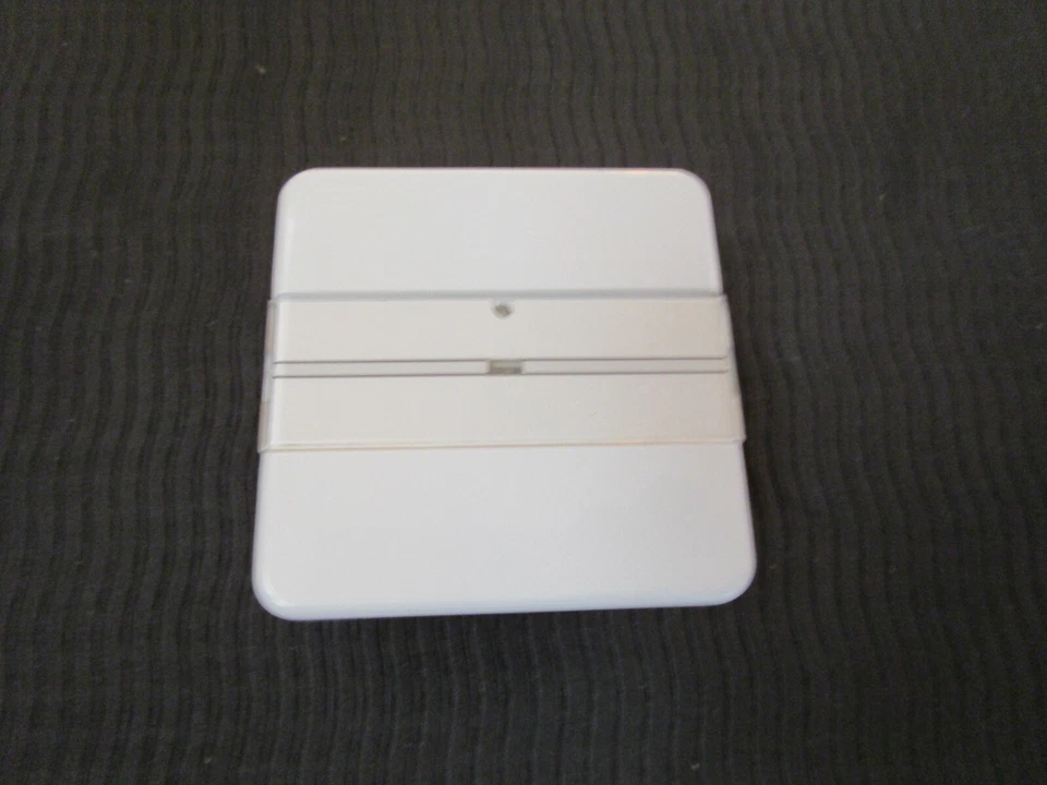 Berker instabus MODUL 2     7516 1019 Tastsensor 1 fach polarweiß Neu ohne OVP  - Bild 1 von 1