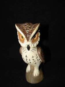 Vintage Hand Carved Wood Owl 5 3/4 Inches tall - Picture 1 of 5