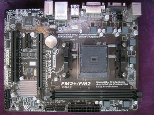 Gigabyte GA-F2A58M-DS2 rev 3.1, socket FM2, mATX mainboard - Picture 1 of 4
