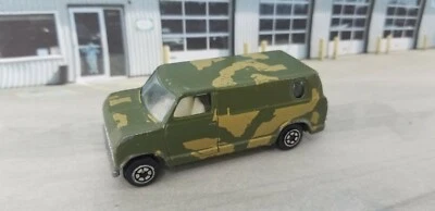 De colección Yatming Yat Ming Universal Studios Militar Ejército Van #1501 Die-Cast Car Foto 1 de 4