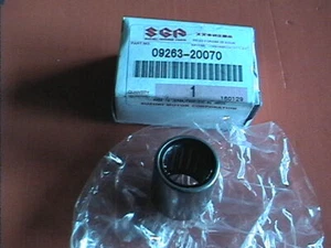 GENUINE SUZUKI SWING ARM BEARING 09263-20070 RGV250 DL1000 GSX GSXR 600 750 1000 - Picture 1 of 2