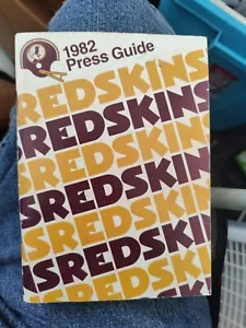 Rare!1982 WASHINGTON RED SKINS Commanders PRESS GUIDE! - Picture 1 of 4