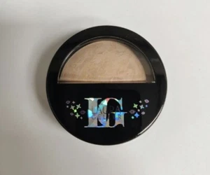 Laura Geller Baked Balance-n-Brighten Colour Correcting Foundation in Medium 9g - Picture 1 of 2