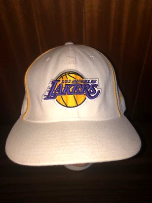 New Era 59FIFTY Los Angeles Lakers White w/ Yellow Trim NBA Fitted Hat 7 5/8 - Image 1 of 4