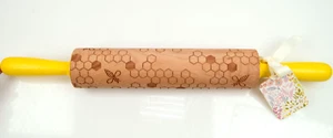 The BakeShop by Masterclass Bee Embossed Yellow Wood Handled Rolling Pin - Picture 1 of 5
