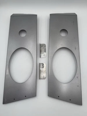 1967-1972 CHEVROLET GMC TRUCK C10 CAB CORNER SPEAKER BRACKETS 6 X 9 SPEAKER - Image 1 of 3