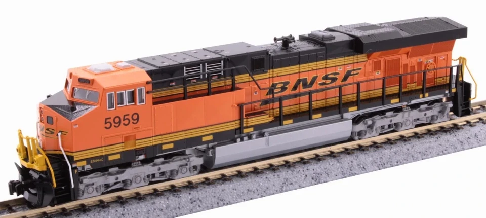 Kato 176-8959 N Scale GE ES44AC BNSF Railway #5959 "Swoosh" - Image 1 of 1