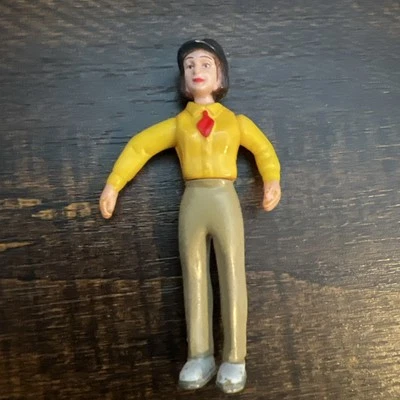 McDonald's Restaurant Drive Thru Carry Along Playset Toy Employee Figure Only - Image 1 of 4