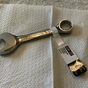 Craftsman CMMT 44107, 5/8in. 12pt Stubby SAE Polished Combination Wrench, China - Picture 1 of 8