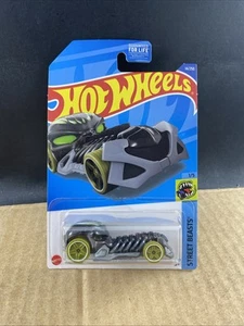 Hot Wheels Street Beasts Skull Crusher 1/5, MEHRERE ARTIKEL VERSAND $1 - Bild 1 von 3