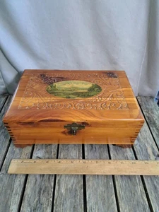 Vintage 1930er Zeder Schmuck Schmuck Aufbewahrungsbox handgeschnitzt #4691BMT - Bild 1 von 10