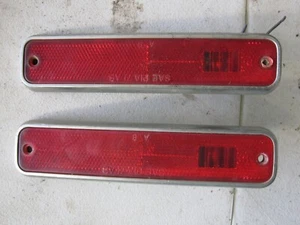 AMC GREMLIN AMX JABALINA ROJO LUCES MARCADORAS LATERALES TRASERAS OEM BONITO PAR DIESTRO - Imagen 1 de 3