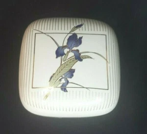 Vintage Otagiri Japan Grand Iris Small Square Trinket Box - Picture 1 of 6