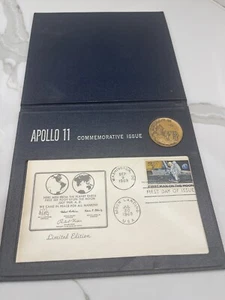 VINTAGE 11 MONDLANDUNG ERSTTAGSAUSGABE GEDENKMÜNZEN UND LUFTPOST BRIEFMARKEN SET - Bild 1 von 10