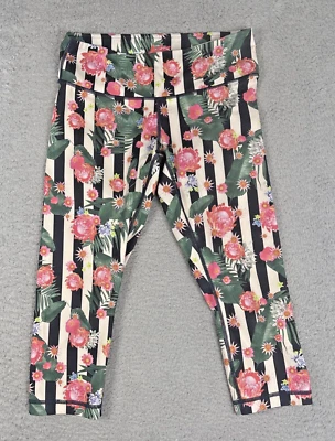 Lululemon 8 码 Wunder Under Crop 裤子黑色白色条纹花卉棕榈  — 第 1/4 张图片