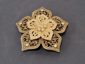 VINTAGE goldfarbene Blumen Brosche Anstecknadel - GUTER ZUSTAND - Bild 1 von 2