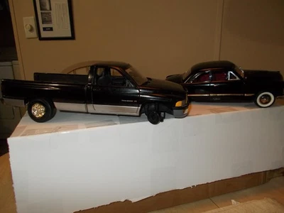 DODGE RAM 2500/49 FORD CPE 1/18 SCALE FOR PARTS OR REPAIR - Image 1 of 4