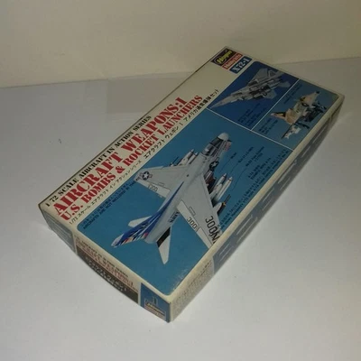 AIRCRAFT WEAPONS U.S.BOMB & ROCKET LAUNCHERS  KIT X-72 1 1/72 HASEGAWA - Immagine 1 di 3