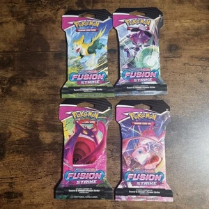 Pokémon TCG: Schwert & Schild - Fusion Strike Sleeved Booster Pack (10 Karten) Auswahl - Bild 1 von 9