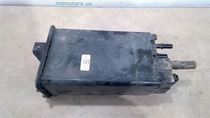 Ford Transit 150 2015-2021 bote de vapor de combustible caja de emisiones CK44-9E857-AE Foto 1 de 4