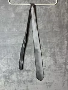 Geoffrey Beene Necktie Men’s Gray Shiny Tie Classic Formal NEW WITH TAGS - Picture 1 of 5