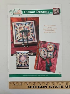 The Cat’s Whiskers INDIAN DREAMS Kreuzstich Boxtop & Zubehör Muster RCS - Bild 1 von 5