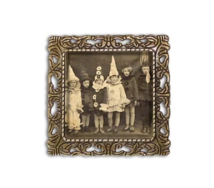 Vintage Photo Children in Halloween Costumes Handmade Square BROOCH pin Jewelry - Picture 1 of 5