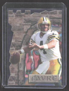 1997 Collector's Edge Brett Favre Castle Die Cut /750 #18 Packers