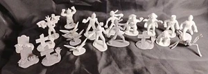 Lot of 19 Universal Studios Monsters Mini Figure Cake Toppers Upsta7 - Picture 1 of 7