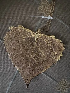 Halskette mit Anhänger goldfarben Blatt galvanisiert neu ohne Etikett - Bild 1 von 4