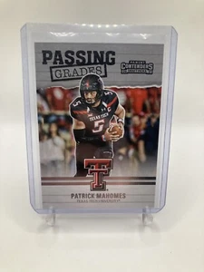 Patrick Mahomes II 2017 Comtenders Draft Picks #5 PASSING GRADES ROOKIE CARD - Foto 1 di 1