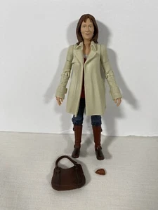 Doctor Who The Sarah Jane Smith Adventures Sarah in coat 5" Action Figure - Picture 1 of 2