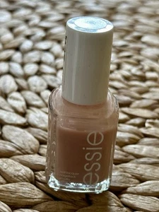 Essie, Nagellack, Not Just A Pretty Face, 11, 13,5 ml, Rosa, Nude, Original - Bild 1 von 4