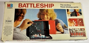 Battleship Naval Strategy Board Game By MB Game 1975 Retro Vintage Complete - Picture 1 of 7