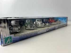 CARARAMA 1/72 CHEVROLET PICKUP 6X FLEET OF MODEL TRUCKS BOXED 71602 SET - Picture 1 of 20
