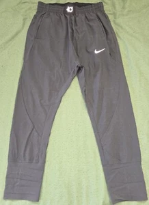 Pantaloni Nike Taglia L - Foto 1 di 6