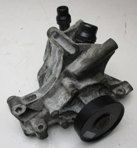 Supporto gruppo BMW MINI con pompa acqua meccanica R55 R56 R57 LCI 8512444 - Foto 1 di 3