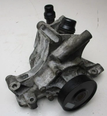 Soporte de grupo BMW MINI con bomba de agua mecánica R55 R56 R57 LCI 8512444 Foto 1 de 3