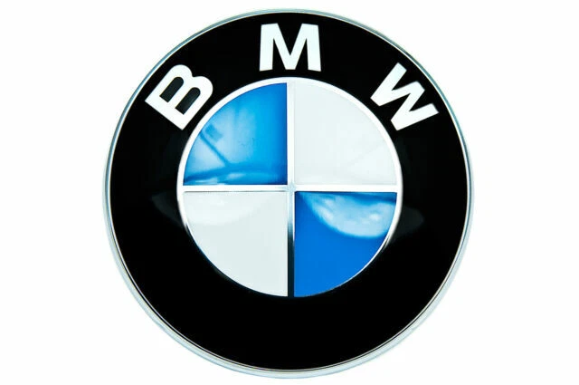 BMW STANDARD BLUE and WHITE 82MM BONNET OR BOOT ROUNDEL BADGE 82mm E46 E36 E60 M3 M5 X5 PART NUMBER 5...