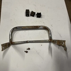 1984 honda trx200 rear bumper. slight bend - Bild 1 von 13