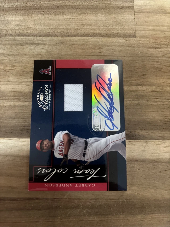 2005 Donruss Classics - Team Colors Garret Anderson #TC-11 Jerseys Signatur /25  - Image 1 of 2
