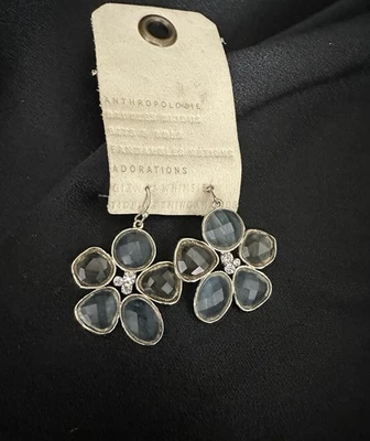 Mosaico de flores Anthropologie/azul  Foto 1 de 4