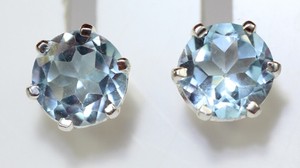 Edle 2,6 Carat helleblaue Blautopas Ohrstecker 925 Silber sky lbue Topas Unisex