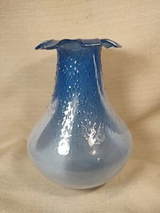Signed Lisa Pelo-McNiece 7" Blown Glass Vase White Blue Texture Tab Top Icy 06 - Picture 1 of 14