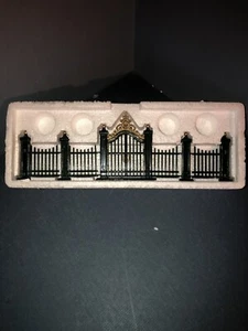 Dept 56 Heritage Village Wrought Iron Gate and Fence 9 Piece Accessory Set - Picture 1 of 3