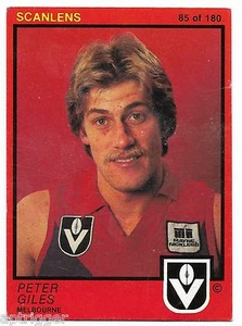 1982 Scanlens (85) Peter GILES Melbourne ++++ - Picture 1 of 1