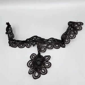 Antica applique da lutto vittoriana ricamata a mano in seta nera passamaneria - Foto 1 di 11