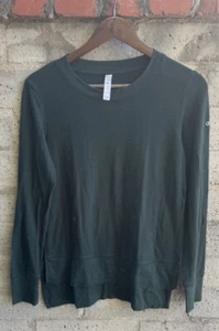 Alo Yoga Shirt Womens XS Dark Green Athletic Long Sleeve Side Slit Pullover - Picture 1 of 11