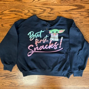 Star Wars Sweater - Youth Large (12-14) - Grogu - But first, Snacks! - Picture 1 of 4